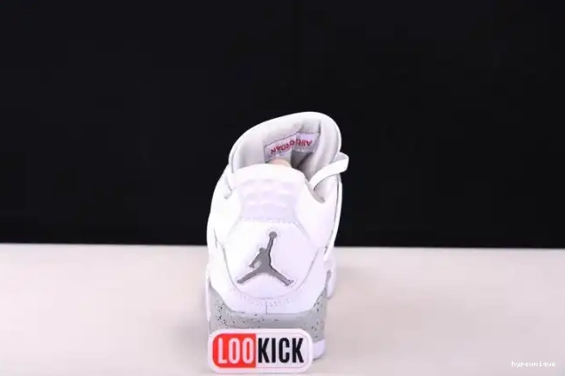 HYPE 4 Retro Jordan Oreo (2021) CT8527-100 White 0506